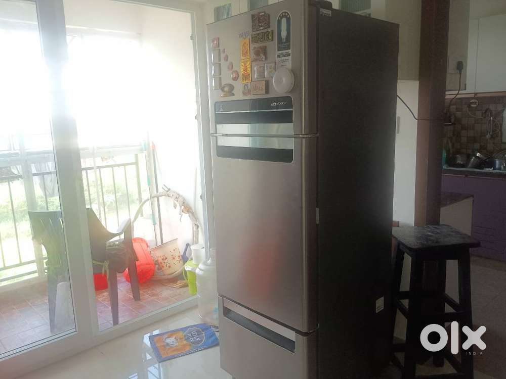 Triple door whirlpool fridge