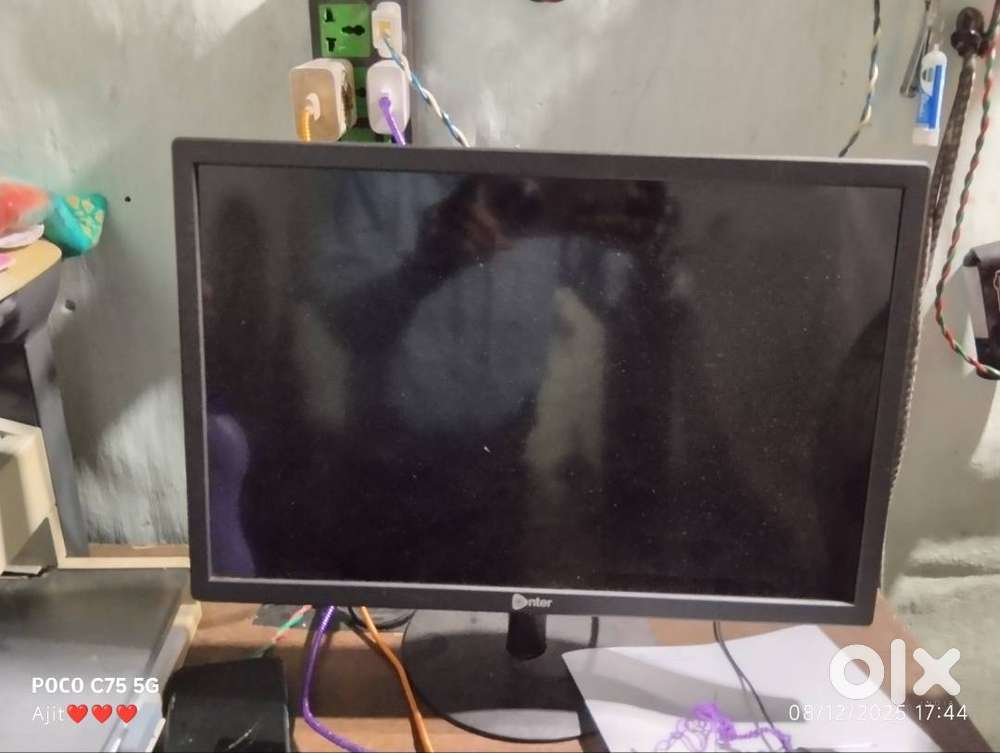 Computer full setup 6gb ram, 256gb ssd