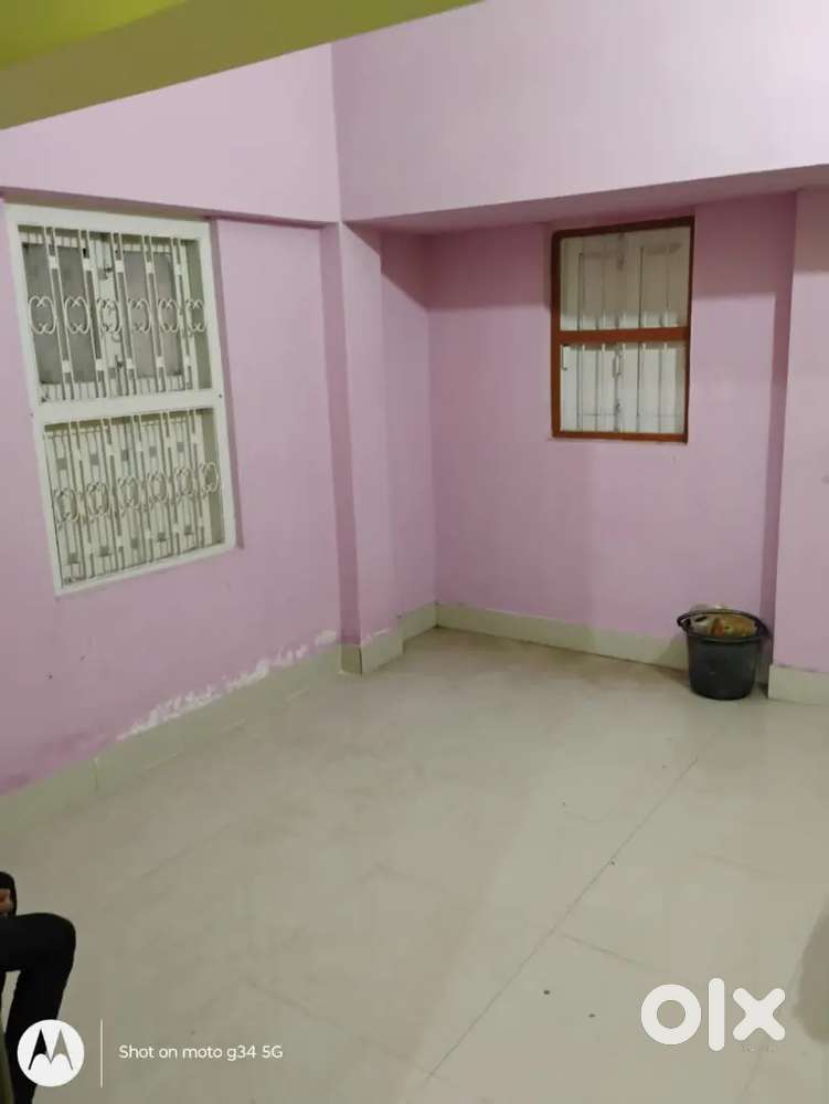 Flat for rent (prime location)