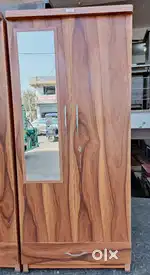 Brand new Almirah with mirror Vikaspuri