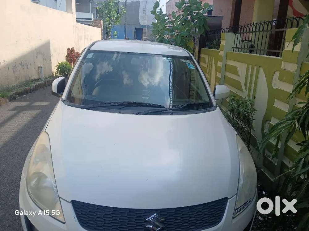 350000/ 2015 model Lxi Swift first owner