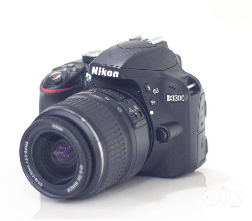 Nikon D3300 DSLR with Nikon 18-55 Lens MINT Condition