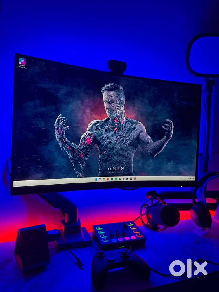 LENOVO LEGION CURVED MONITOR 27 inch to 280 Hz