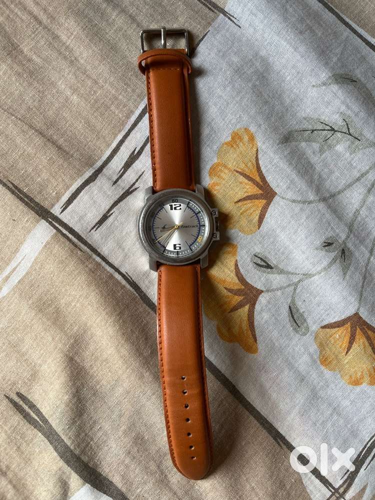 Fast track watch for men