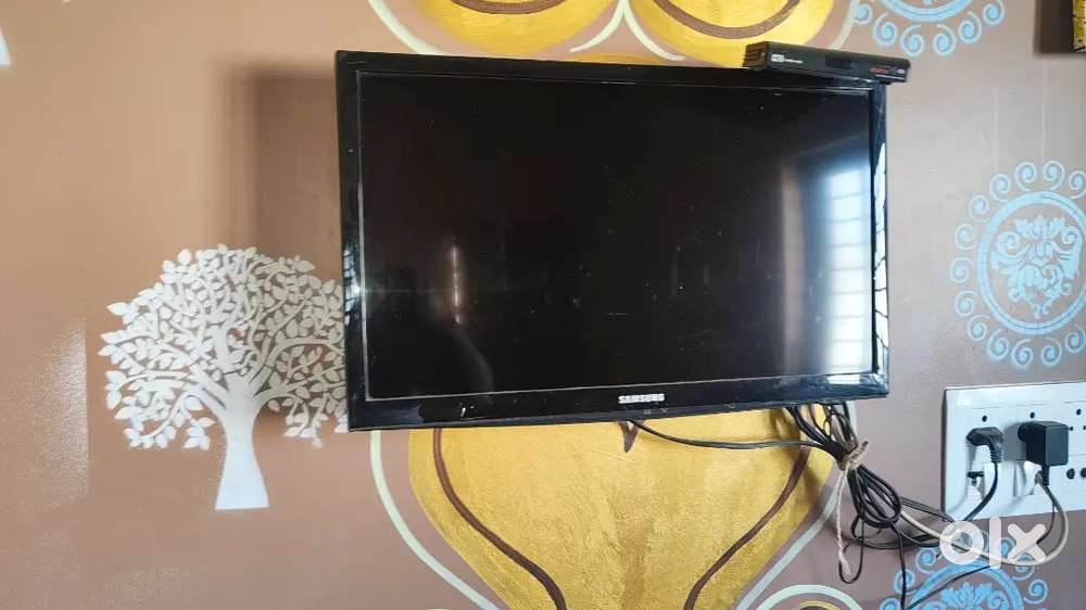 Samsung TV for sale