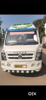 Tempo Traveller AC 21.Set