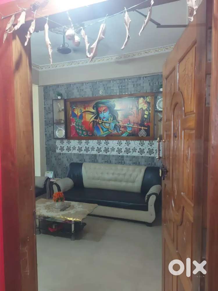 Ready to move semi furnished flat in narengi