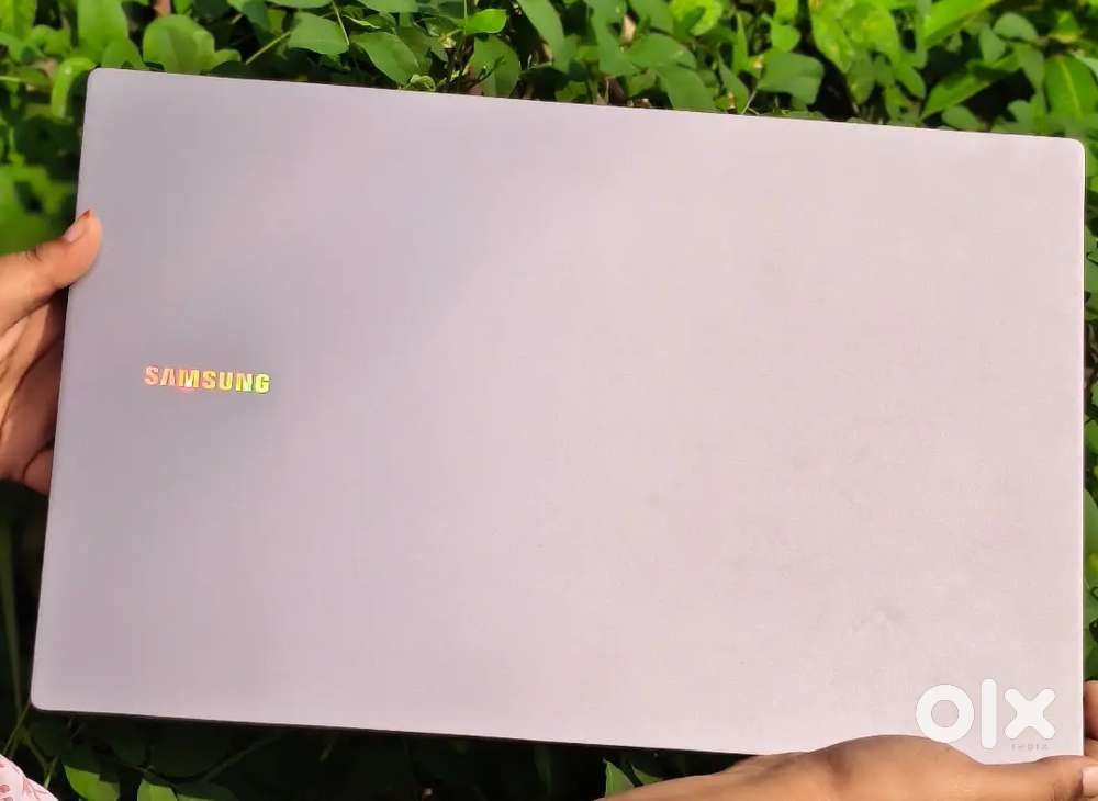 URGENT SALE: Samsung Galaxy Book4 (13th Gen i5, 8GB/512GB SSD)