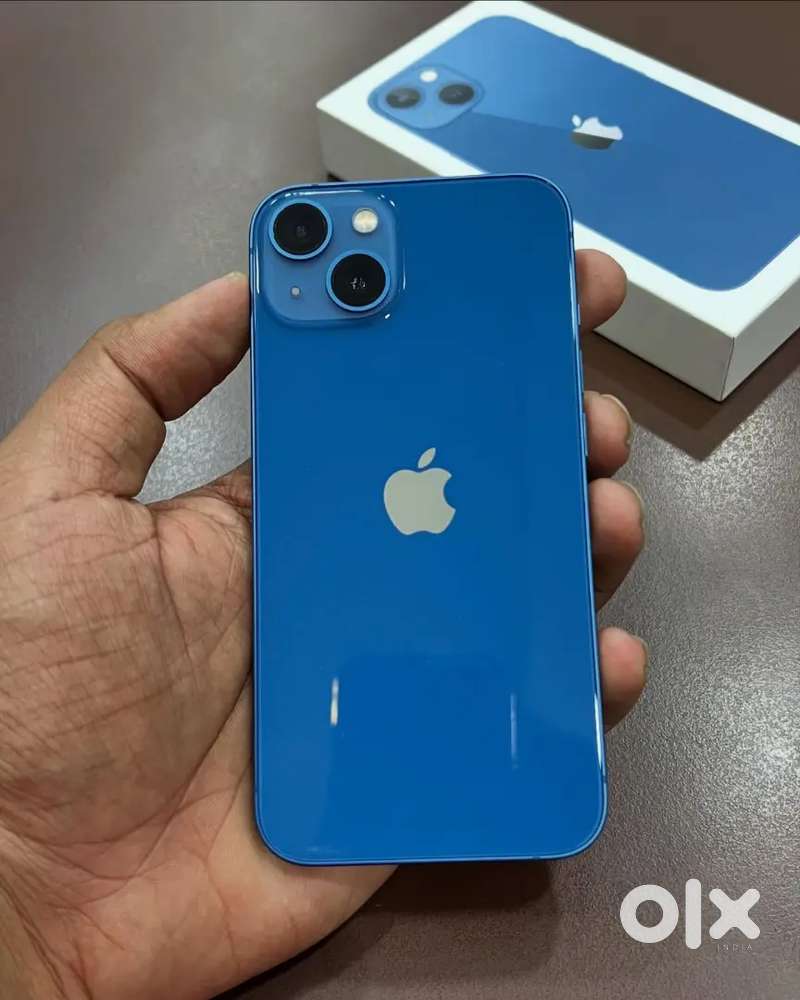All types of iPhone models available here in amazing discount