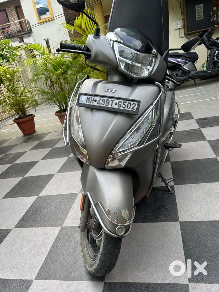 Jupiter 125. One hand bike Minar damages