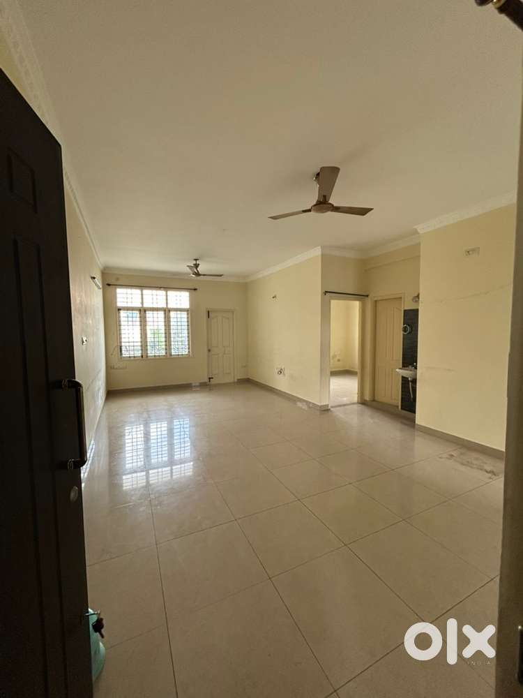 Renovated, ventilation, garden, lift, security, airport road, market