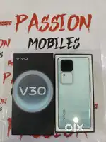 Vivo V30 8gb 128gb 8months used full kit still in warranty