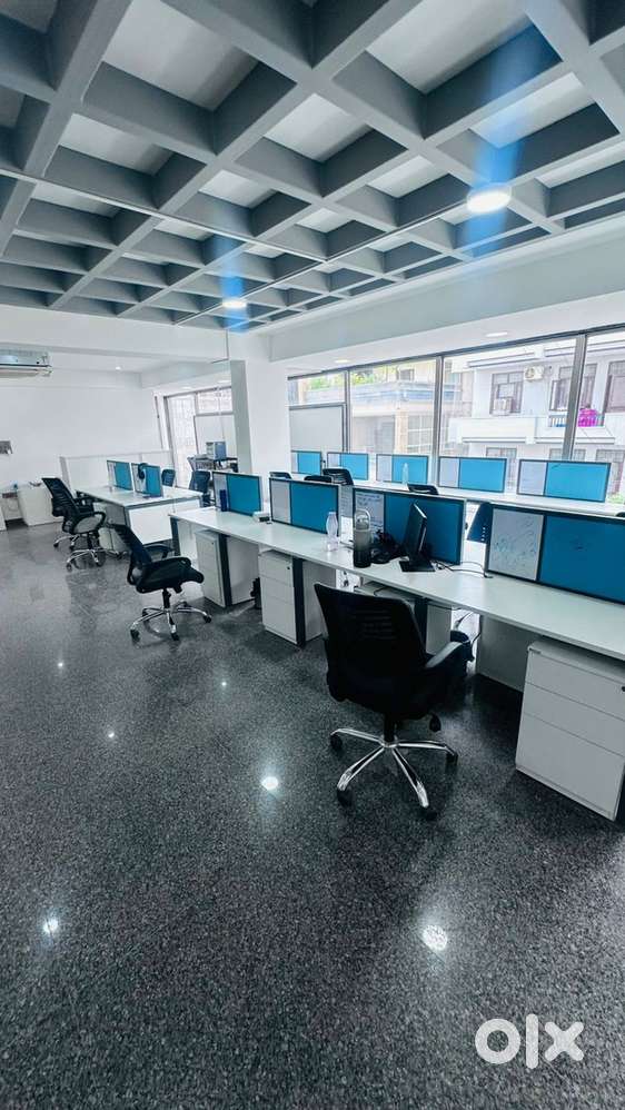 Full furnished office space for rent