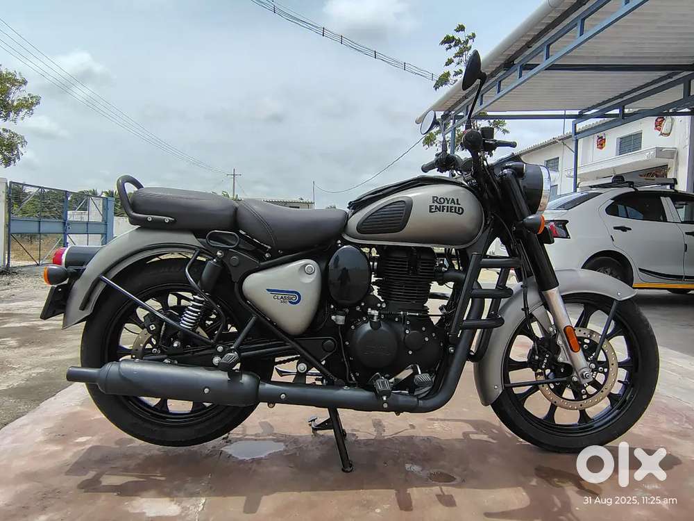 Good condition new tyre new Battery