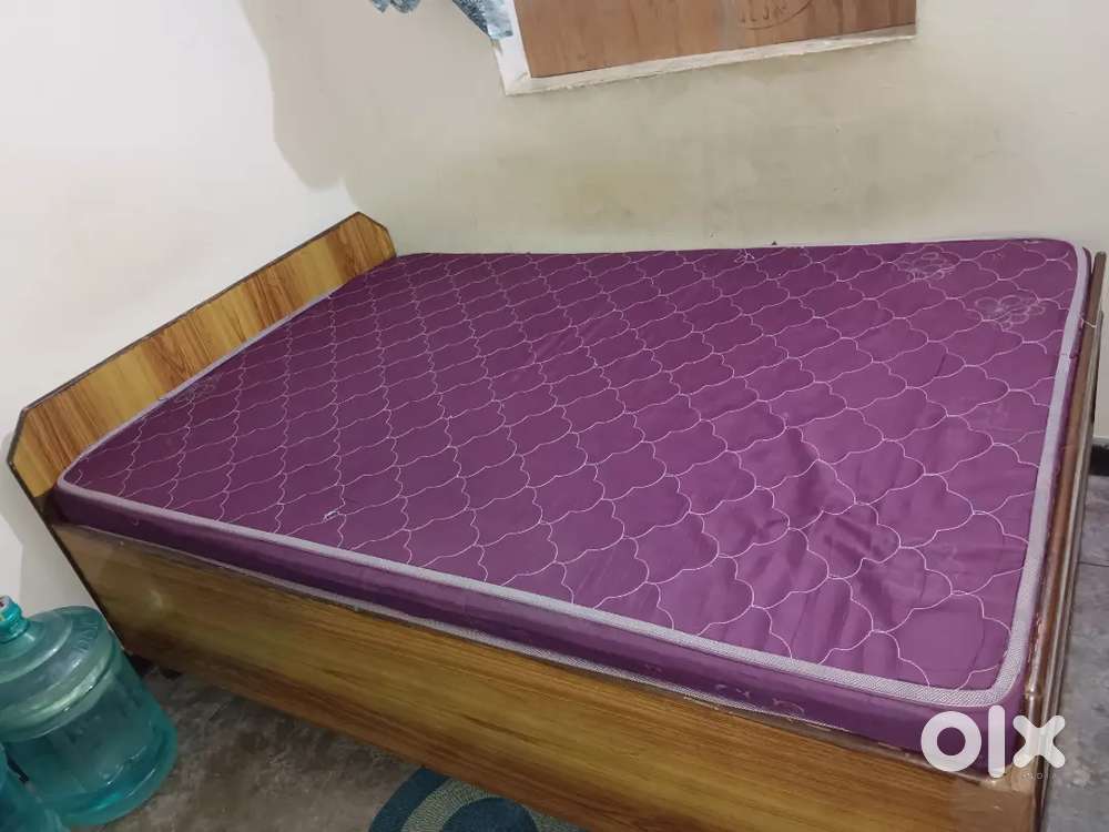 Deewan Bed