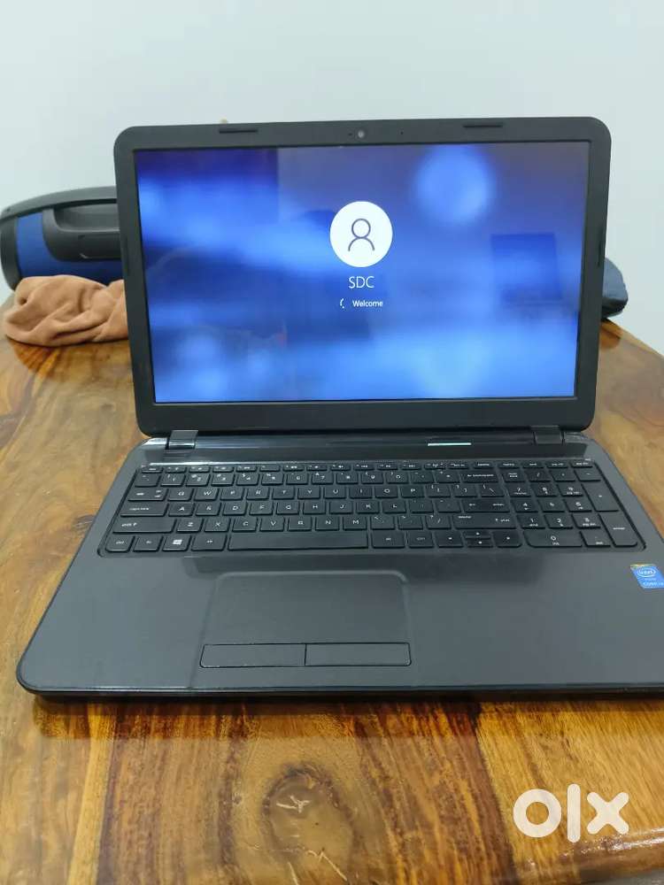 Hp laptop I3 5th gen 1 tb hdd 225 gb SSD