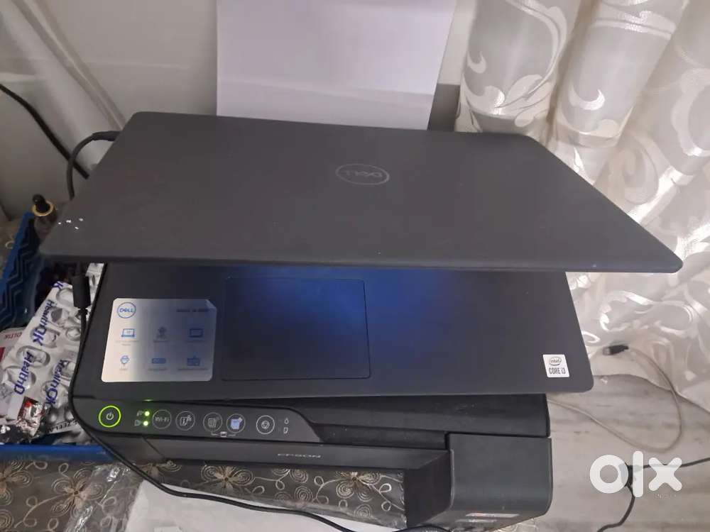 DELL LAPTOP 15.6 INCH WITH ADAPTOR IN EXCILLENT CONDITION.