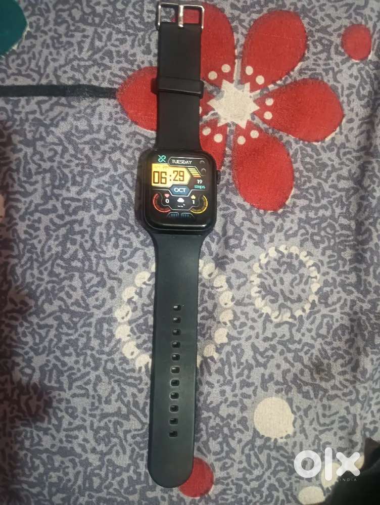Make the background of the watch look good and make the photos good.
