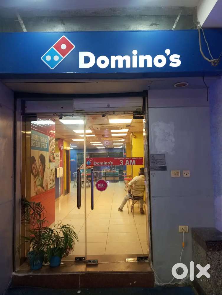 Deliver boy / girl require at Dominos pizza