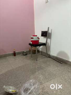 One room, kitchen, bathroom for rent near Kursi Road