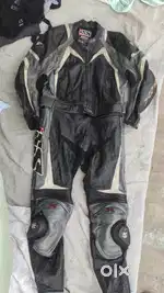 IXS leather riding suit size XXL