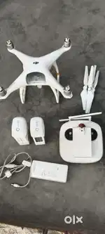 DJI FANTOM DRONE