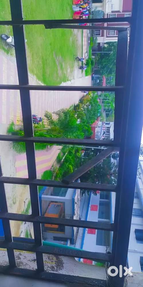 Tution available for class i to ix