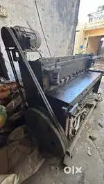 Shearing machine and power press and other machinery in good condition