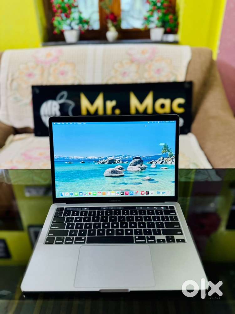 2020 Macbook Pro 32GB 512GB