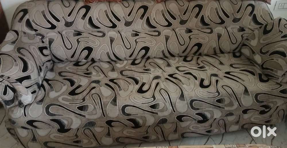 I want to sell my 3+1+1+2 =7 seater sofa
