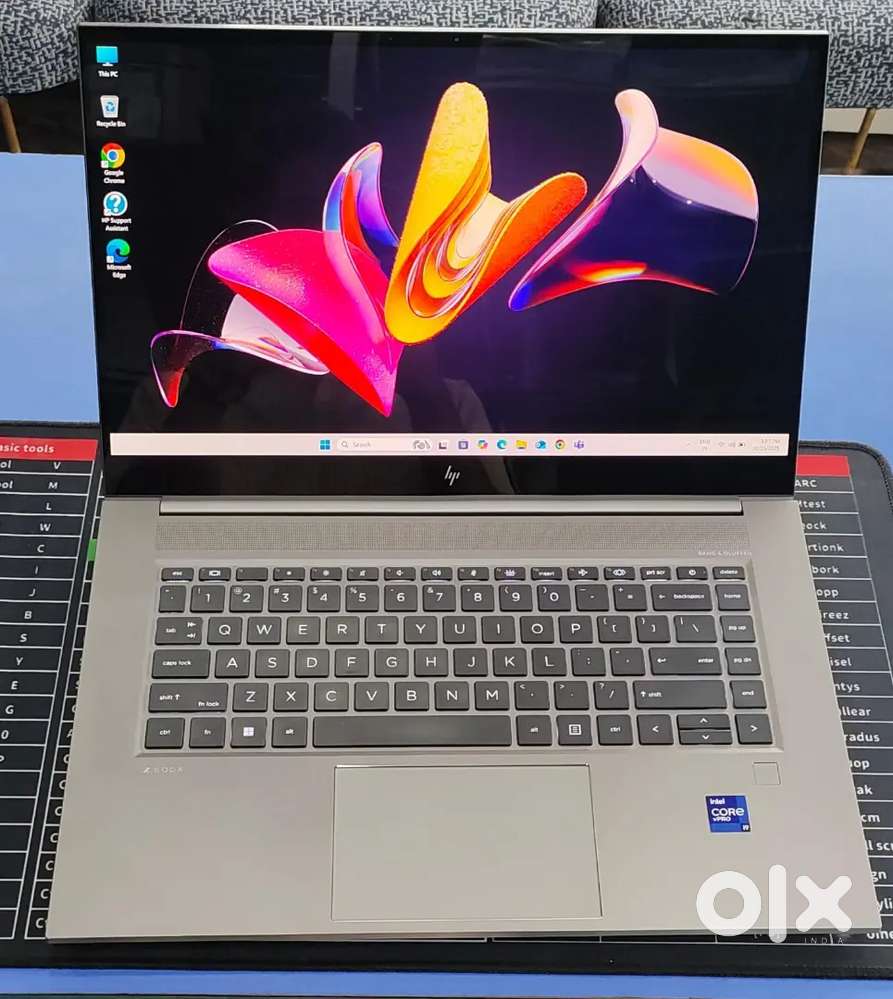 HP zBook Studio 16 workstation laptop. Core i9-11th 32Gb 4GbRTX 1TBSSD
