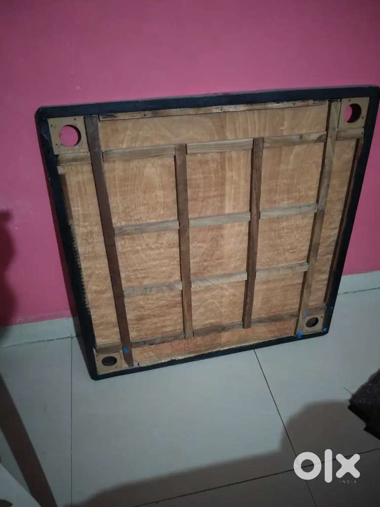 carrom board