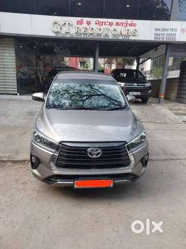 Toyota Innova Crysta 2.4 V 8 STR, 2022, Diesel