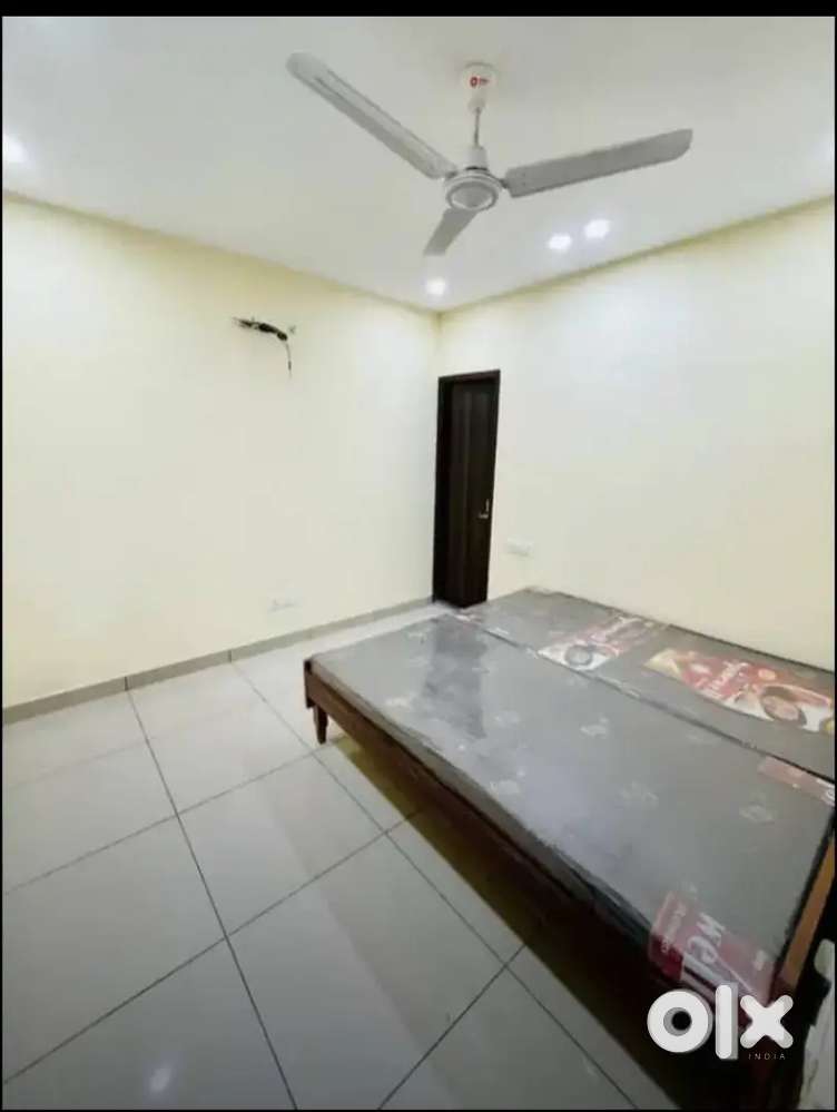 Pg for boys Near sector 58 59 70 71 Phase 1 3 5 7 8