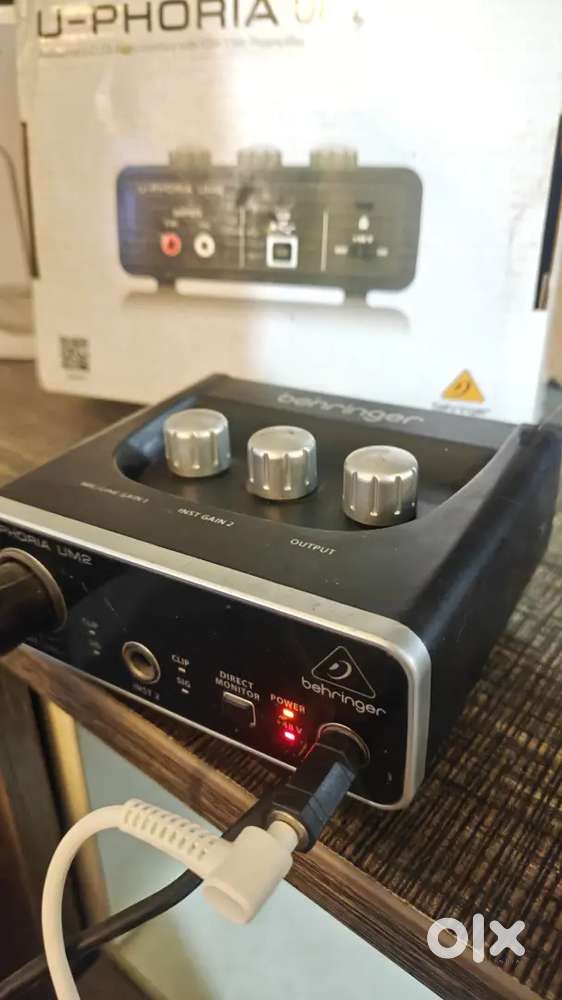 Behringer UM2 Audio Interface – Perfect Working – Ideal for Beginners