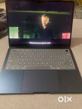 Apple macbook air M2 256gb