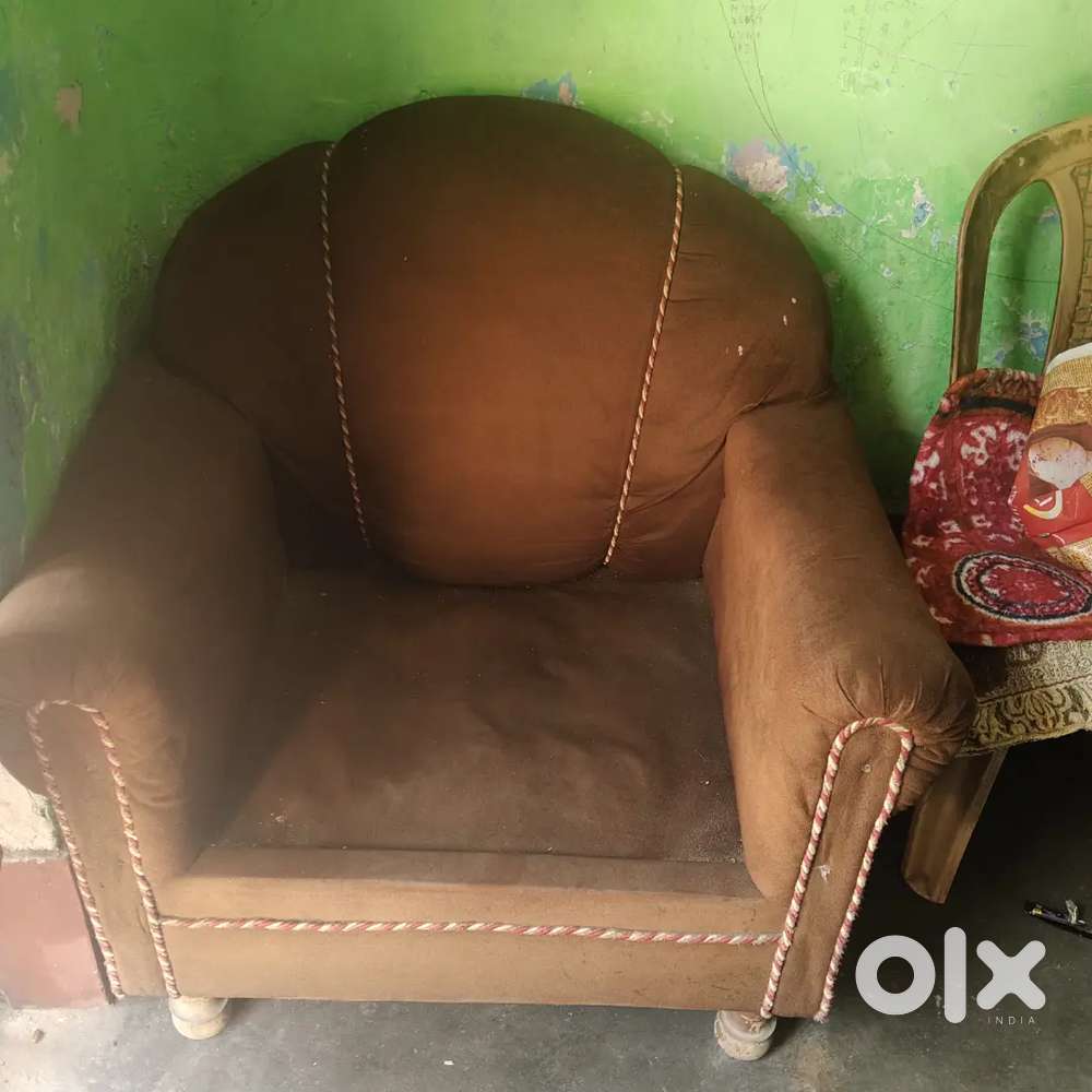 Sofa set 2 chhota 1 bada