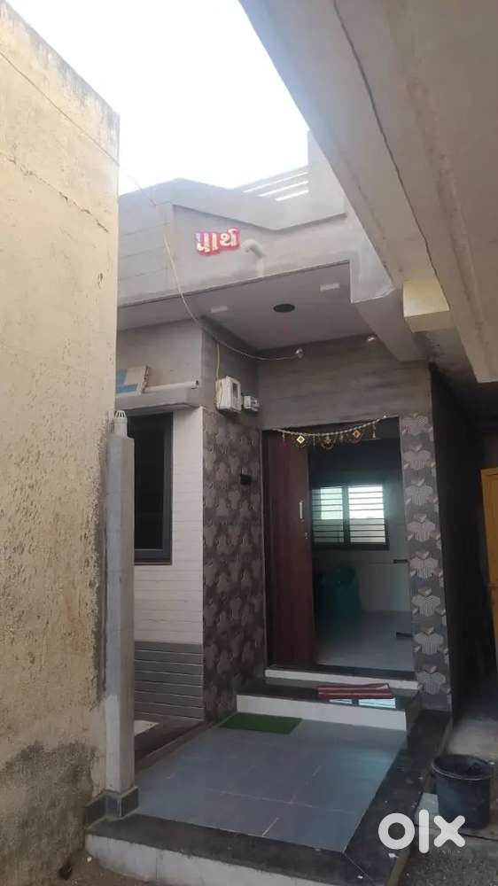 new hause Full farnichar 1 hall, 1kichan, 2 badroom 2 atech bathroom