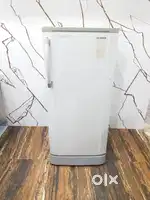 *22*Samsung freshtech 190ltrs  with base single door refrigerator*22*