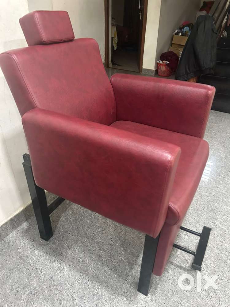 Beauty parlour chair