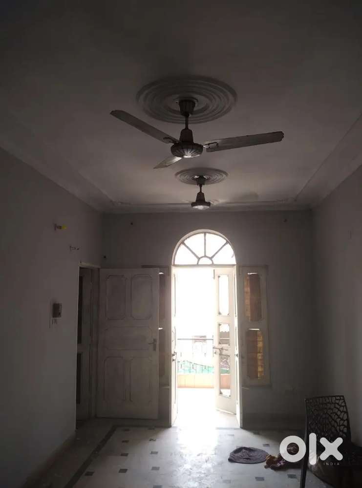 2BHK semi furnished house in sec 28 near by metro Sec 28,