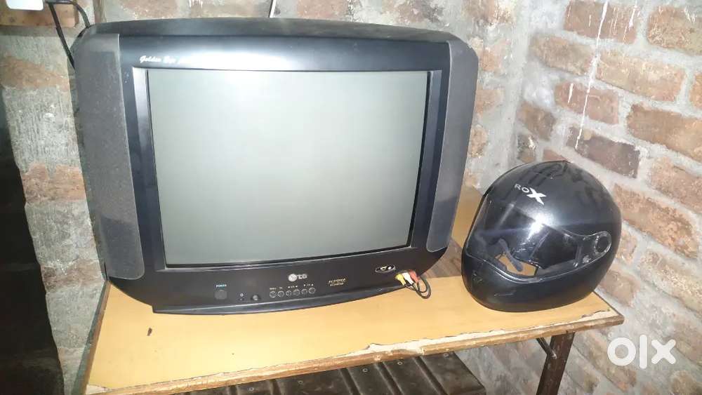 Tv with small repair