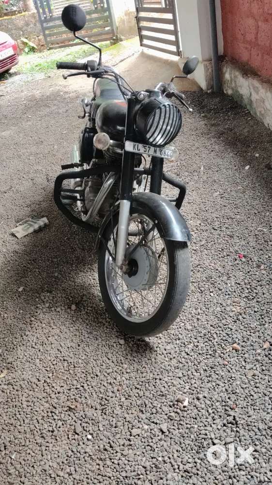 Royal enfield standard