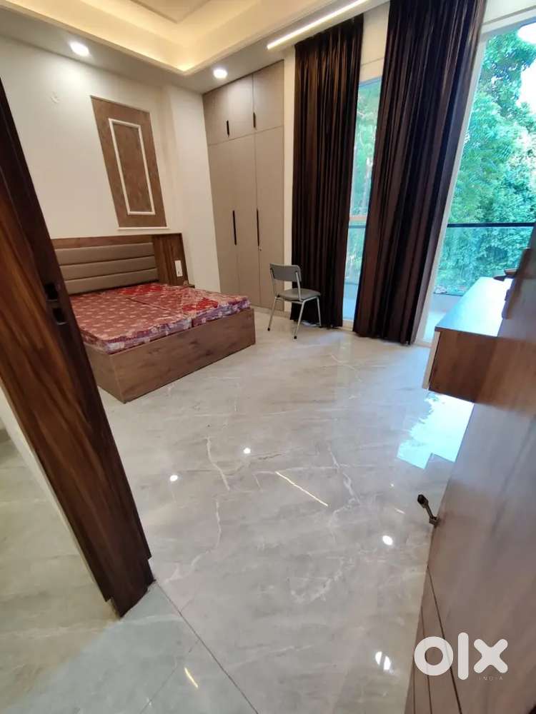 1BHK FURNISHED OWNER FREE SECTOR