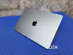 M3 Chip in AppleCare+Warranty 8GB/512GB SSD100%HealthApple Macbook Air