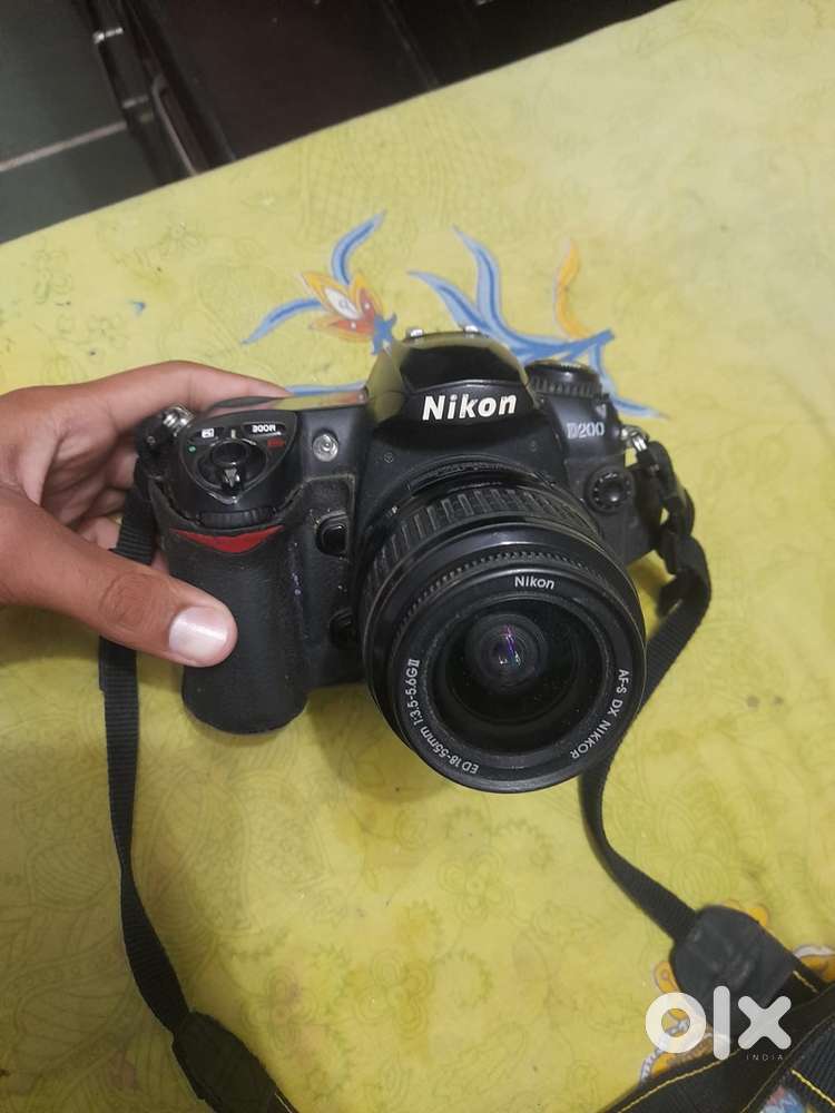 Nikon d 200