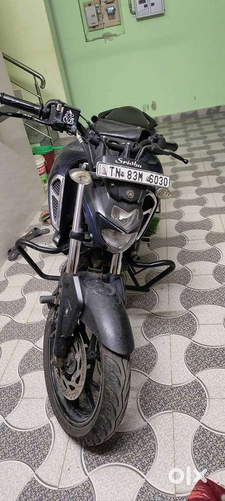 Fzs v3 mat blue with good condition year 2020 owner single very good.
