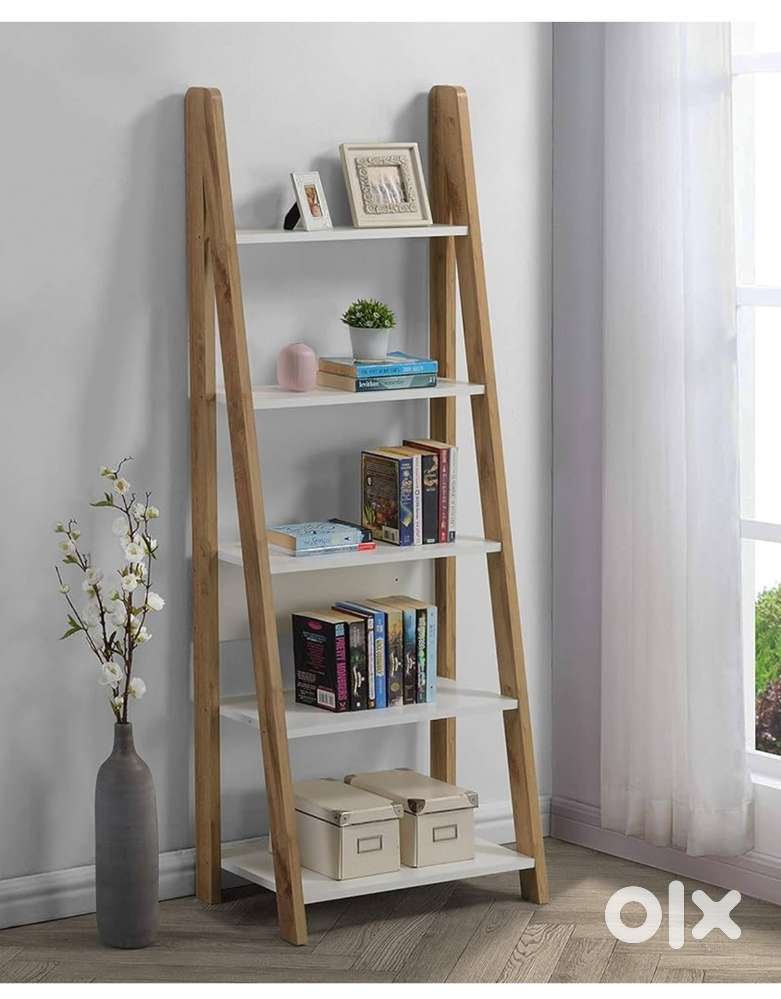 White Bookself/Storage unit