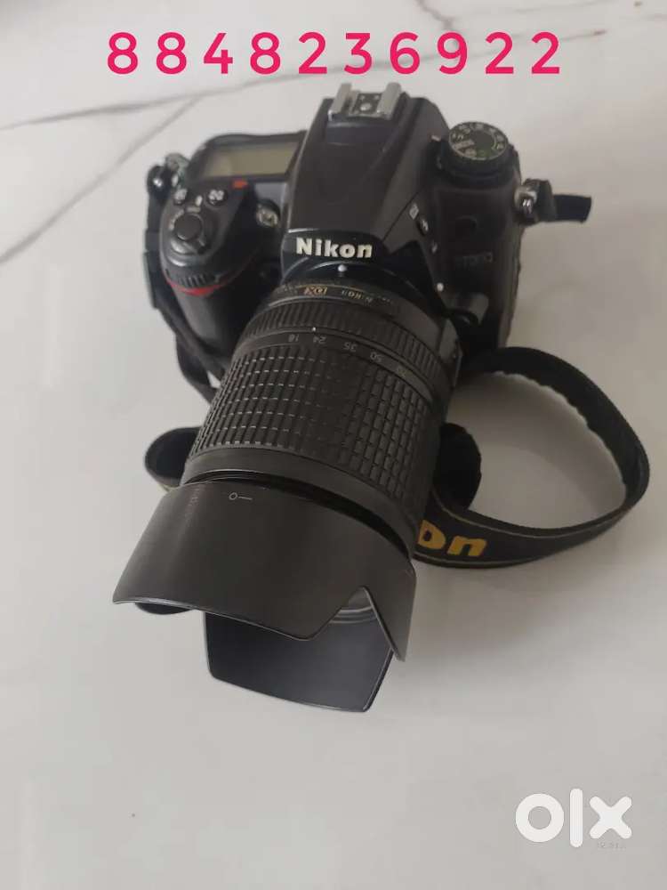 Nikon D7000,
Original battery +charger
,18-140 lens
,Camera bag
