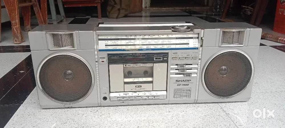 JVC  RS  , 828